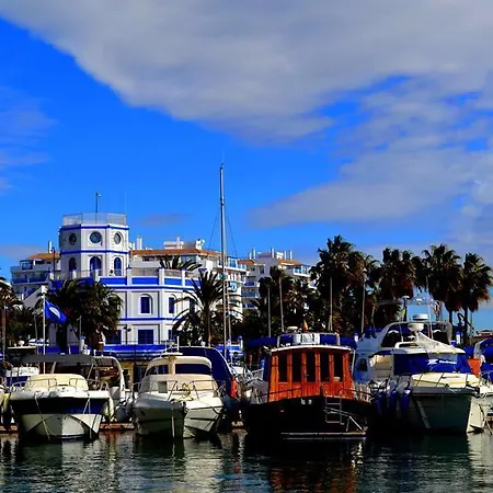 아파트 Puerto Deportivo *